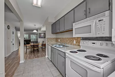 120 Schultz Street, Chapel Hill, NC 27514 - Photo 3