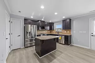 2616 Fortrose Ln, Fuquay Varina, NC 27526 - Photo 1