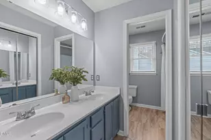 2003 Pathway Dr, Chapel Hill, NC 27516 - Photo 23