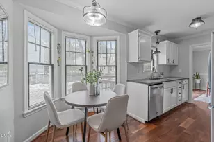 2003 Pathway Dr, Chapel Hill, NC 27516 - Photo 15