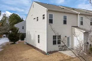 8856 Commons Townes Dr, Raleigh, NC 27616 - Photo 33