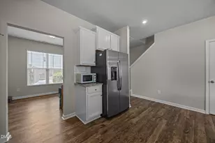 8856 Commons Townes Dr, Raleigh, NC 27616 - Photo 15