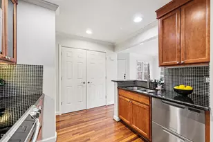 730 Washington St, Raleigh, NC 27605 - Photo 9