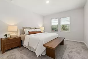 433 Woodbluff Dr, Sanford, NC 27330 - Photo 9