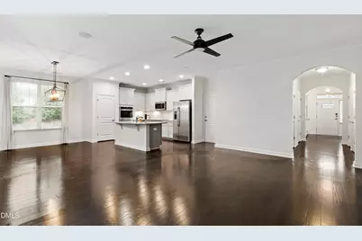 8121 Fieldcrest Lane, Fuquay Varina, NC 27526 - Photo 9