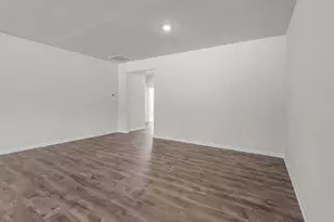 1445 Carisbrooke Dr, Mebane, NC 27302 - Photo 11