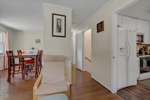 126 White Oak Dr, Durham, NC 27707 - Photo 9