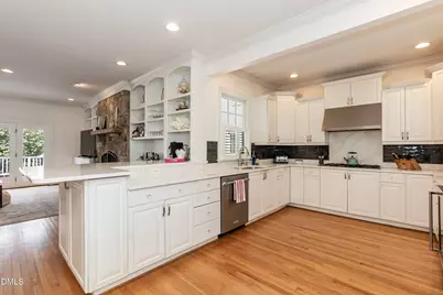 2833 Claremont Road, Raleigh, NC 27608 - Photo 15