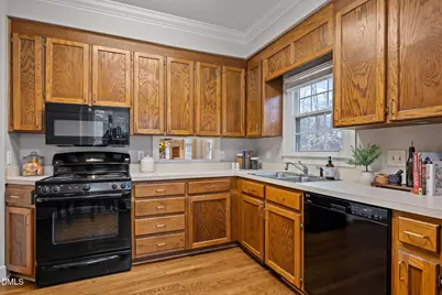 7945 Footman Way, Raleigh, NC 27615 - Photo 7