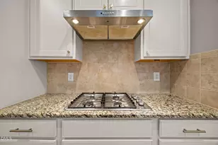 1004 Meridian View Ct, Knightdale, NC 27545 - Photo 5