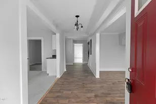 305 E Harnett St, Benson, NC 27504 - Photo 7