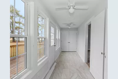 305 E Harnett Street, Benson, NC 27504 - Photo 17