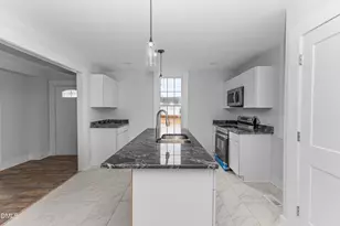 305 E Harnett St, Benson, NC 27504 - Photo 13