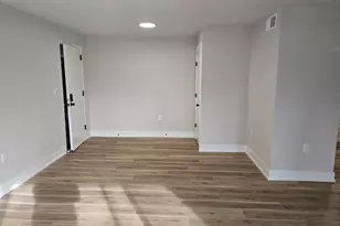 500 Umstead Dr, Chapel Hill, NC 27516 - Photo 5