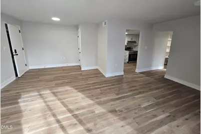 500 Umstead Drive #Unit 306, Chapel Hill, NC 27516 - Photo 3