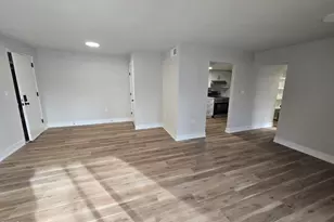 500 Umstead Dr, Chapel Hill, NC 27516 - Photo 3