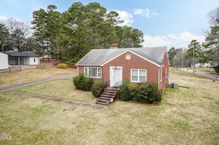 1204 Roanoke Ave, Henderson, NC 27536 - Photo 3