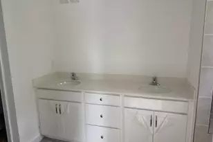 5422 Running Fox Ln, Durham, NC 27703 - Photo 5