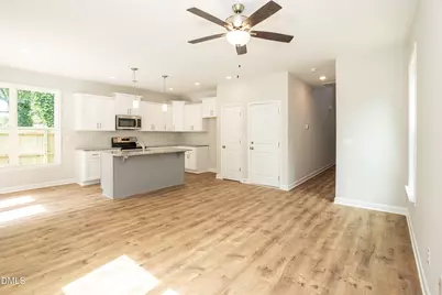 807 E Harnett Street, Dunn, NC 28334 - Photo 3