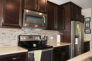 1608 Topaz Ln, Apex, NC 27502 - Photo 5