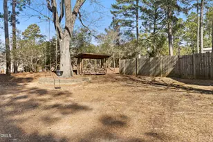 1023 Devonshire Trail, Aberdeen, NC 28315 - Photo 5