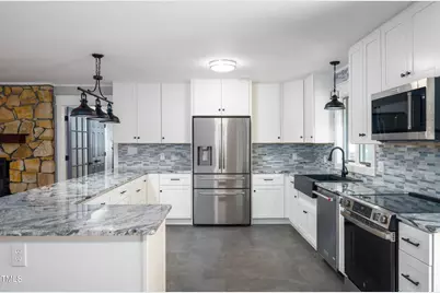 4322 Russell Road, Graham, NC 27253 - Photo 5