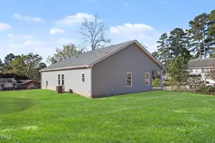 1711 Elizabeth Dr, Kinston, NC 28504 - Photo 19