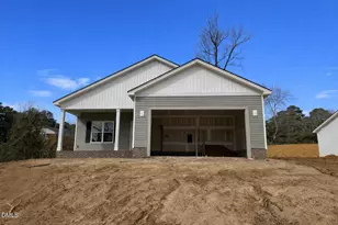 1711 Elizabeth Dr, Kinston, NC 28504 - Photo 1