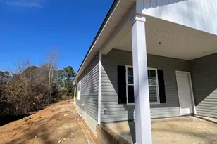 1711 Elizabeth Dr, Kinston, NC 28504 - Photo 3