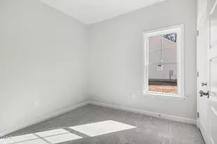 1709 Elizabeth Dr, Kinston, NC 28504 - Photo 13