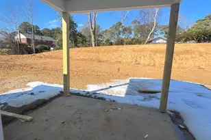 1709 Elizabeth Dr, Kinston, NC 28504 - Photo 3