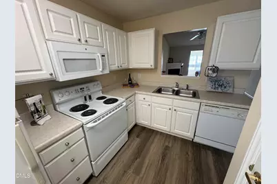 2500 Huntscroft Lane #200, Raleigh, NC 27617 - Photo 7