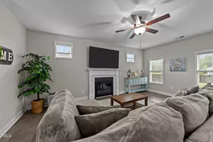 342 Durwin Ln, Clayton, NC 27520 - Photo 7