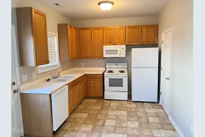 2833 Bennington Drive, Clayton, NC 27520 - Photo 7