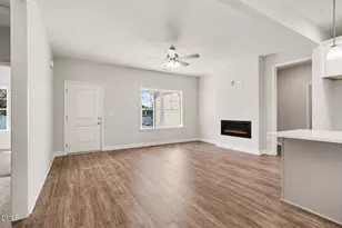 1707 Elizabeth Dr, Kinston, NC 28504 - Photo 5