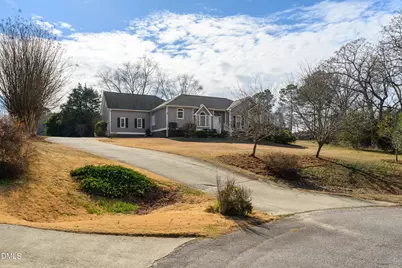 3405 Apple Meadow Drive, Fuquay Varina, NC 27526 - Photo 3