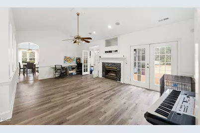 3405 Apple Meadow Drive, Fuquay Varina, NC 27526 - Photo 9