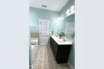 294 Marsh Creek Drive, Garner, NC 27529 - Photo 15