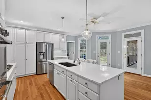 104 Buckeye Ln, Chapel Hill, NC 27516 - Photo 3