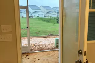 139 Aster Bloom Ln, Raleigh, NC 27610 - Photo 3