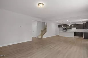 85 Charred Oak Ct, Lillington, NC 27546 - Photo 3