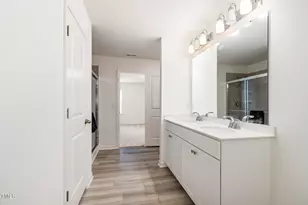 809 Doggard Ln, Durham, NC 27703 - Photo 17