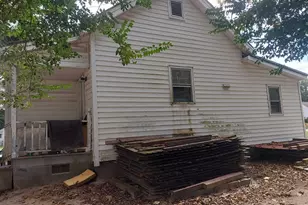 208 S Ethel St, Selma, NC 27576 - Photo 7