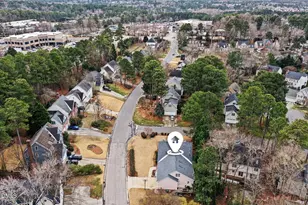 100 Ferncroft Ct, Cary, NC 27519 - Photo 3