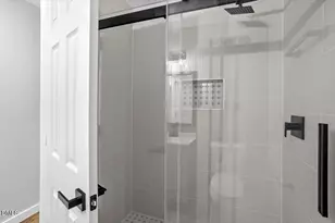 1905 Capps St, Durham, NC 27707 - Photo 25