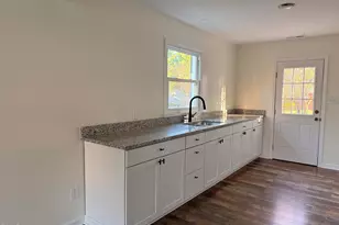 2222 Sunset Hills Dr, Burlington, NC 27215 - Photo 9