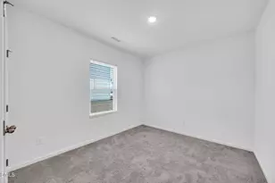 740 Mirror Pond Dr, Zebulon, NC 27597 - Photo 29