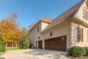 119 Broad Leaf Ct, Chapel Hill, NC 27517 - Photo 17