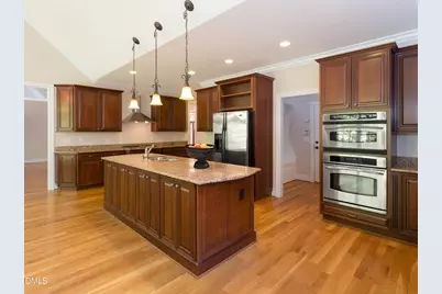 119 Broad Leaf Court, Chapel Hill, NC 27517 - Photo 5