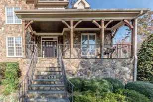 119 Broad Leaf Ct, Chapel Hill, NC 27517 - Photo 3